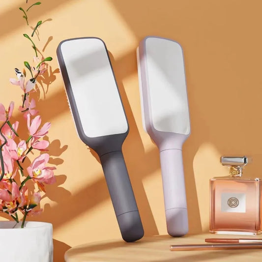 Self Cleaning Hairbrush - WUNDERKAMM